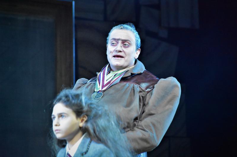 PHOTOS Look at MATILDA THE MUSICAL Cast in Action; Show Runs Now Thru